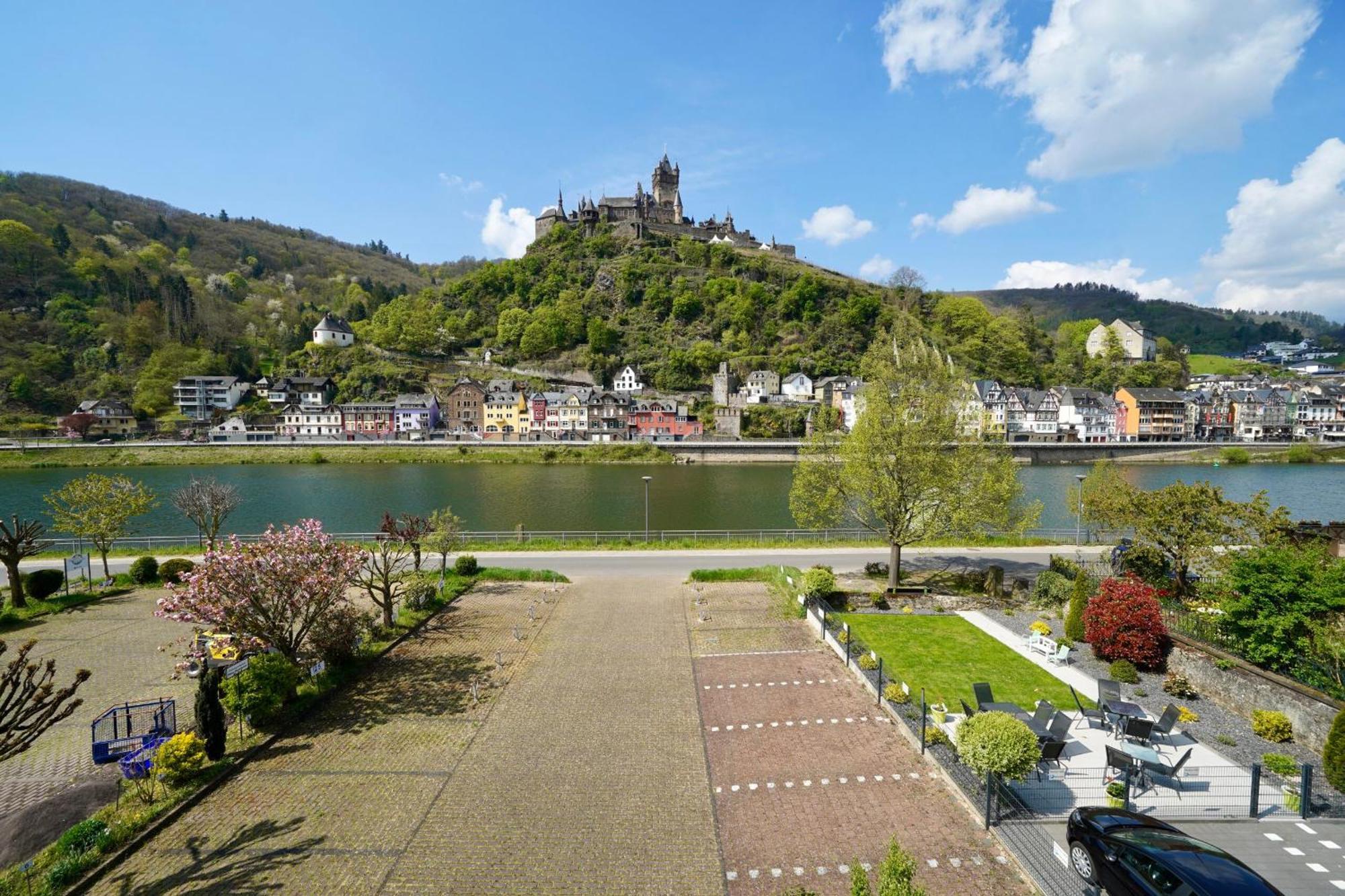 Apartments Haus Daniela Cochem Eksteriør billede
